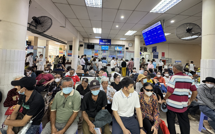 Ho Chi Minh City reports no abnormal increase in COVID-19 cases