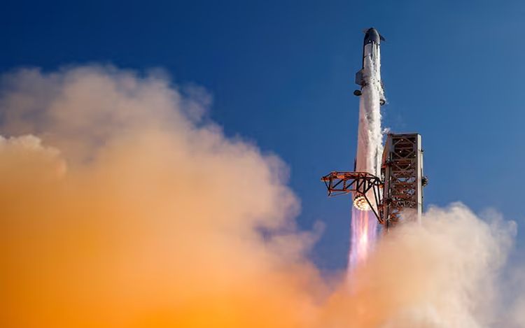 SpaceX plans next Starship launch as soon as this month, catching it on land