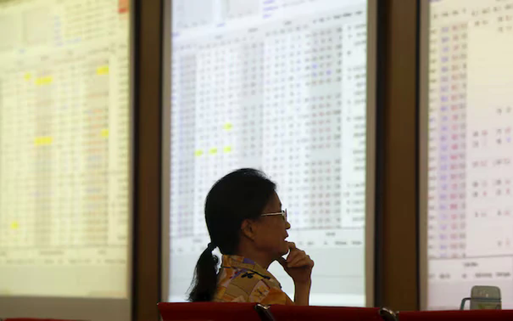 Foreign investors buy Vietnam stocks ahead of FTSE market upgrade