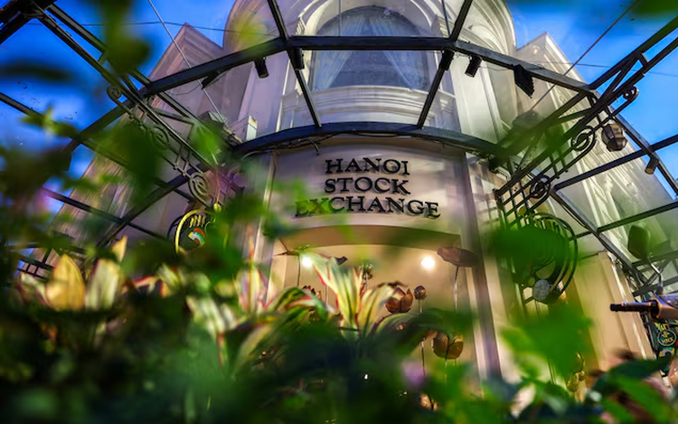 Vietnam joins FTSE Russell emerging market benchmark