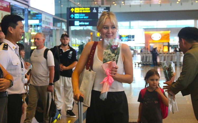 Vietnam’s Vietjet launches direct Moscow-Cam Ranh route with first flight carrying 370 Russian tourists