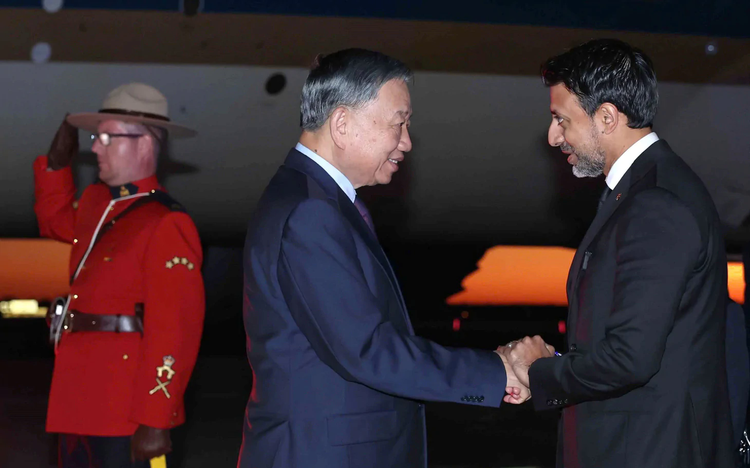 Vietnam's top leader arrives in Canada for historic visit