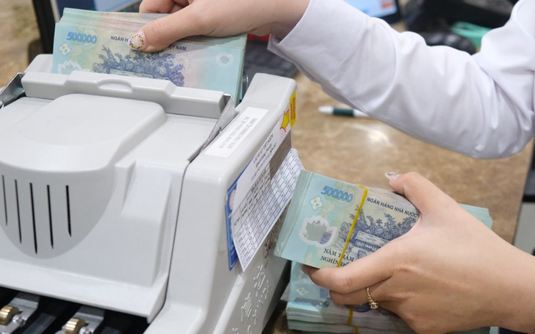 Vietnam state bank seeks closer AML monitoring of foreign shareholders, bank executives