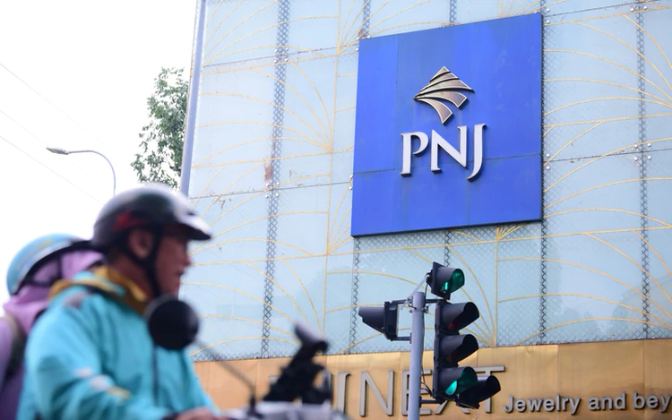 Vietnam’s jeweler PNJ plans to close up to 30 stores