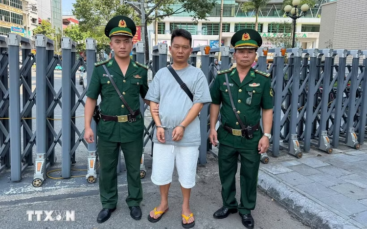 Foreigners carrying cash to Vietnam: When can violations lead to prosecution?