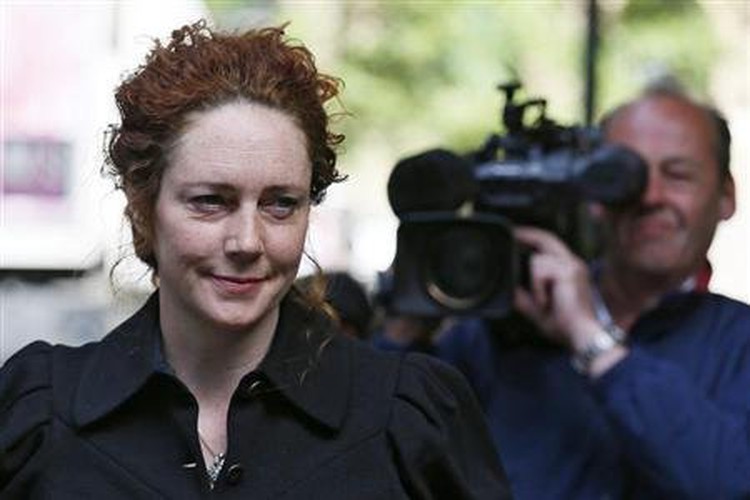 Ex-Murdoch editor Brooks denies hacking charges
