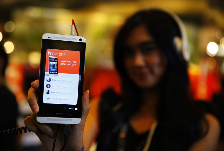 Smartphone sales on a rise in Q2/2013: report
