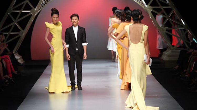 Designer comes back from disappointment to win contest