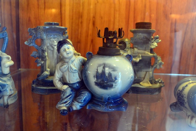 A close up of Vietnam’s largest antique lamp collection