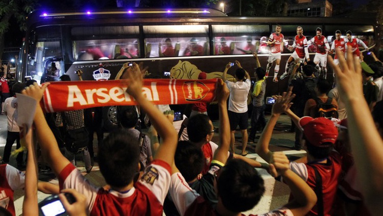 Vietnam, Arsenal ready for historic game