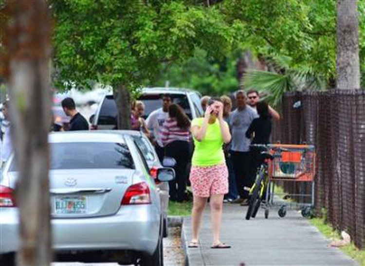 Seven shot dead in Florida hostage rampage