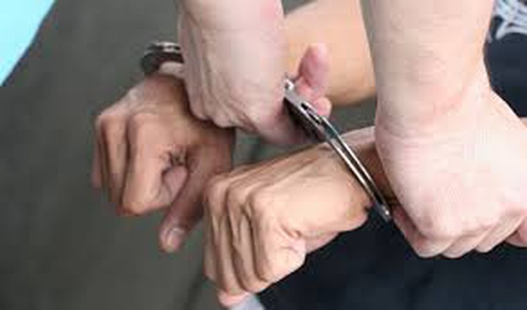 HCMC: 3 Filipinos face dock for swindling foreigners