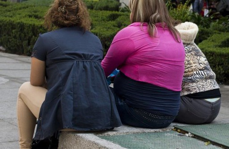 Children of overweight women die younger: study