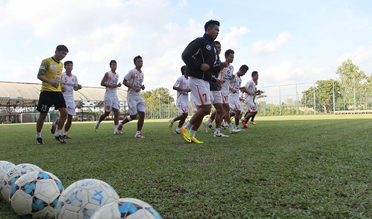 Club abandons V-League to protest penalty