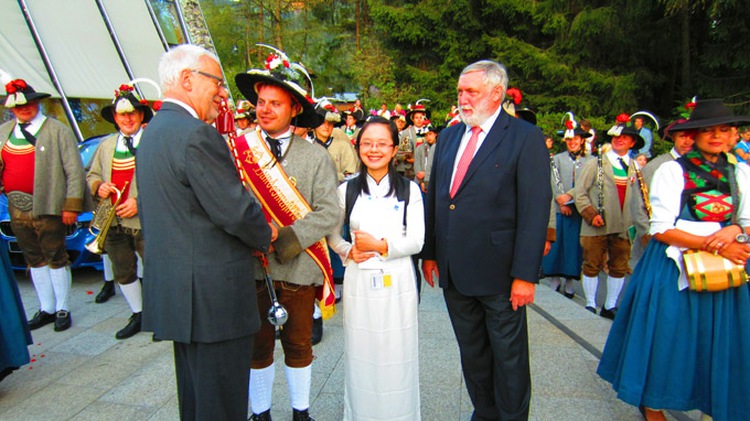 Vietnamese student to join 2013 GESS competition