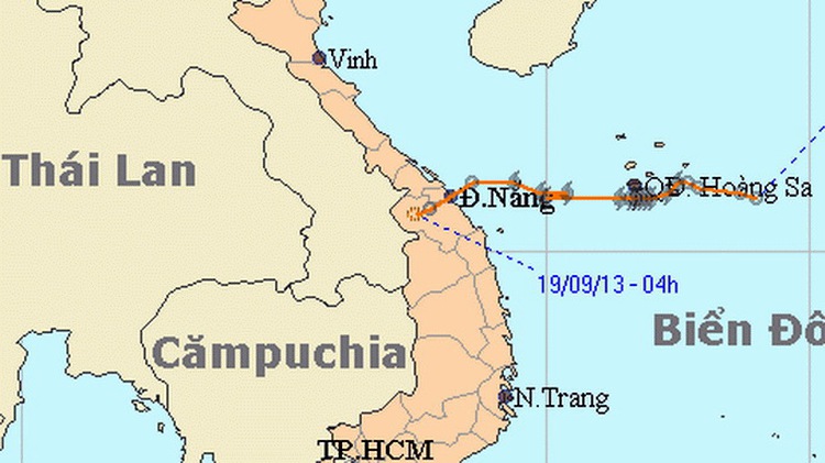 Weakened storm brings downpours to central VN, one missing