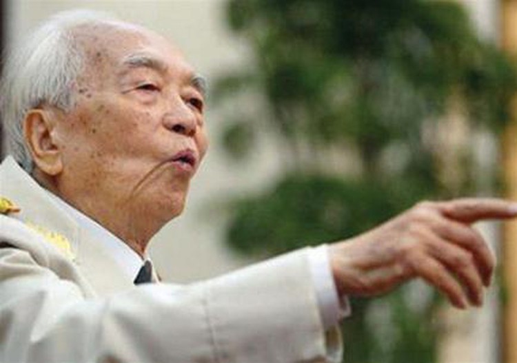 Hanoi to name street after legendary General Giap