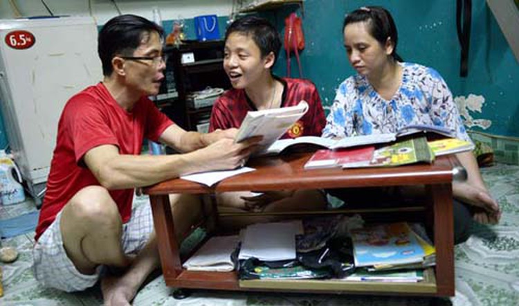 Saigonese bearing fewer and fewer children