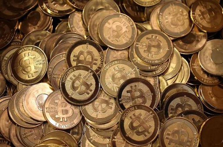 Bitcoin exchange MtGox in administration, bankruptcy eyed