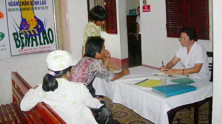 2 Vietnamese die of tuberculosis every hour