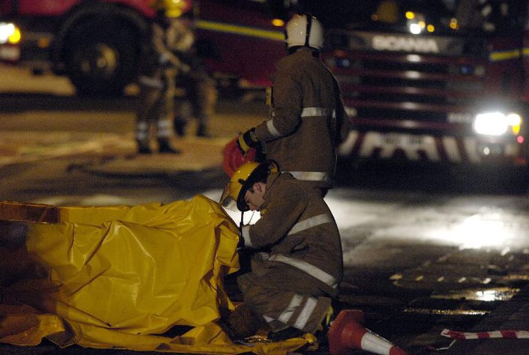 Fatalties likely after police helicopter hits Glasgow pub