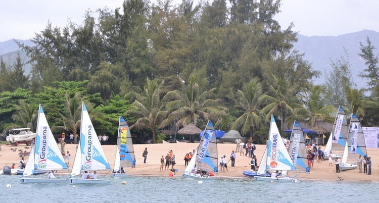 Khanh Hoa to hike fees to Nha Trang Bay
