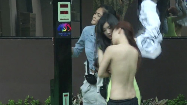 Reality show organizers explain TV stripping scene
