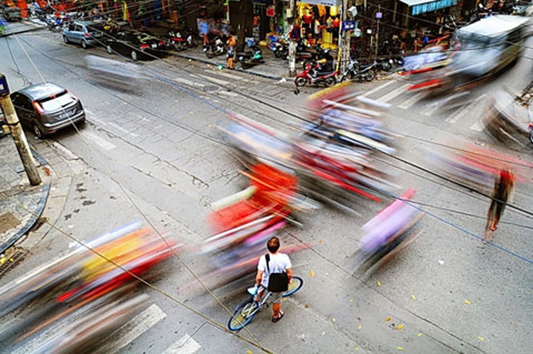 Photo exhibition on tourism launched in town