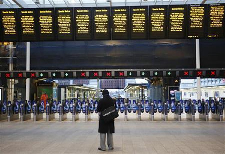 Britain hit by floods, power cuts at Christmas