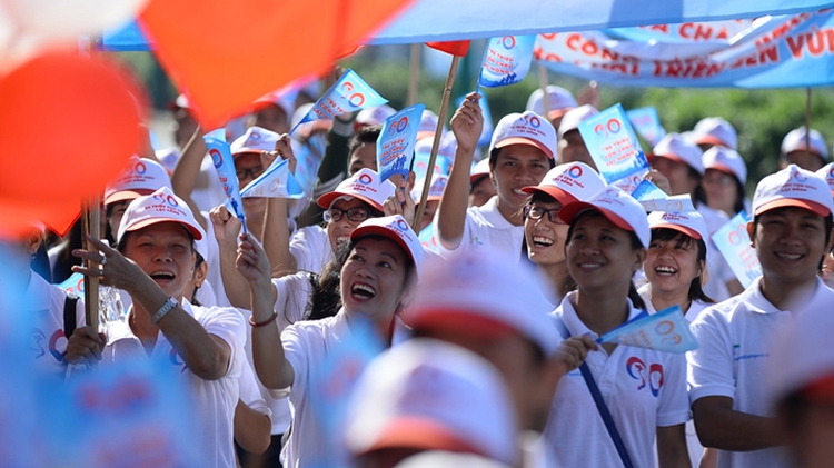 Vietnam risks getting old before becoming rich: professor