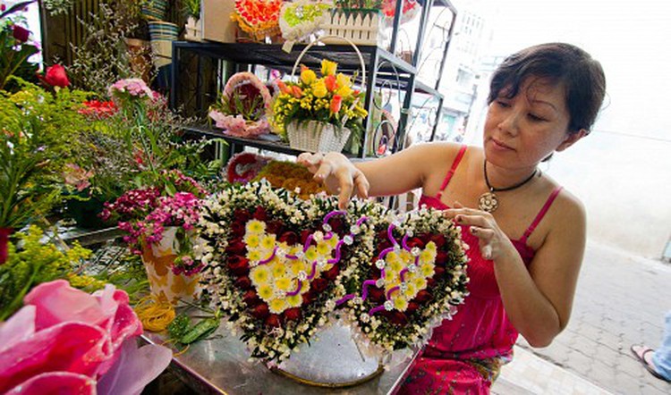 Valentine’s Day and Vietnamese love language