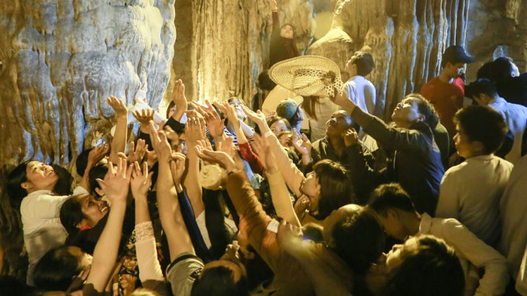 Preserving festival traditions is important : foreign experts say