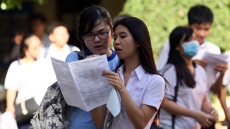 English optional in 2014 national grad exam: ministry