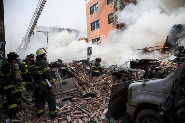 NYC building collapse kills one, injures 17