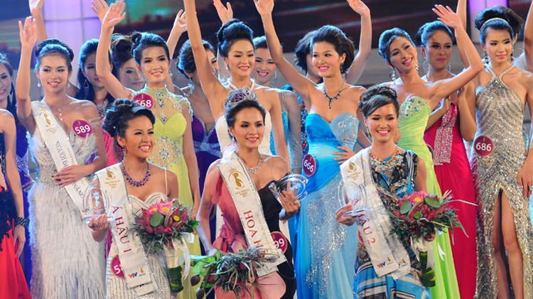 State agency requested to withdraw Vietnamese beauty queen’s performance ban