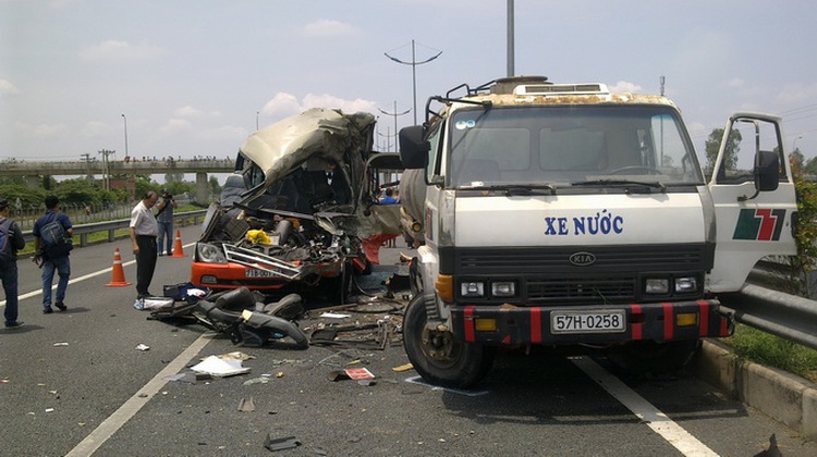 Frenchman among 5 killed in Vietnam road accident