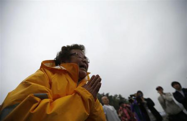S.Korea investigates capsized ferry crew, stowage as rescue hampered