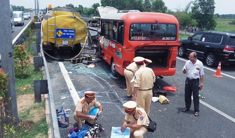 Wife of Frenchman killed in Vietnam road accident dies in hospital