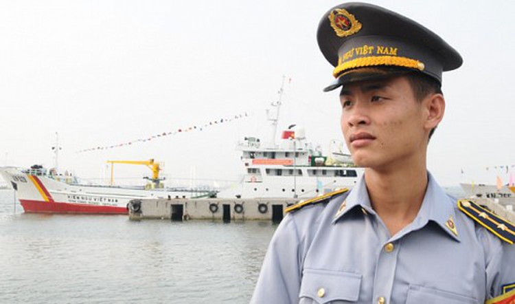 Vietnam debuts fisheries surveillance force