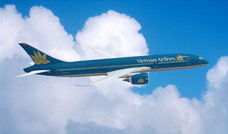 Chinese man detained for stealing on flight