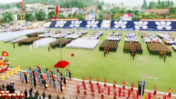 Vietnam holds military parade to mark Dien Bien Phu victory