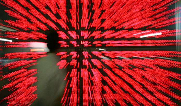 Vietnam stock market hits 13-year low, loses $3bn market cap