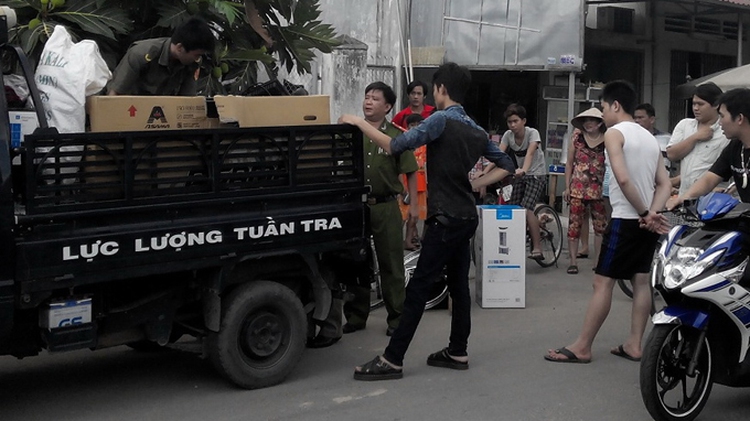 Vietnam promises support to foreign firms, foreigners affected by riots