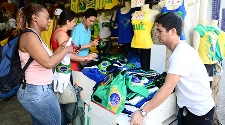 Vietnamese vendors in Brazil reap windfall from World Cup
