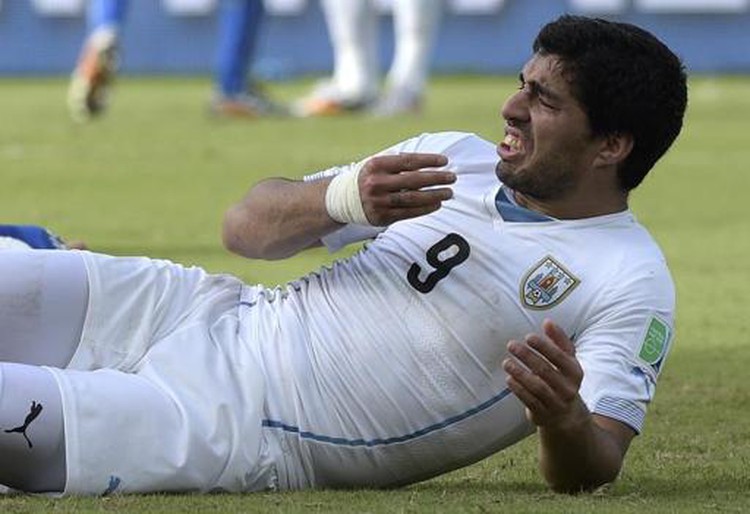 Suarez's tough childhood to blame: sports psychologist