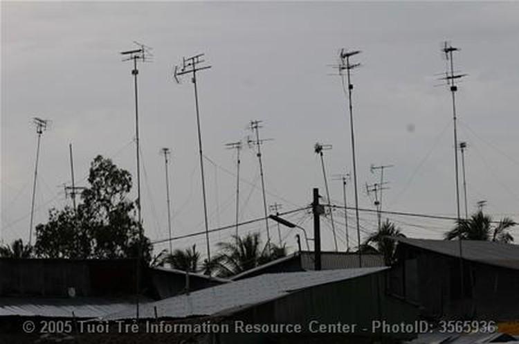 Paid TV provider asked to stop providing analog services in Vietnam capital