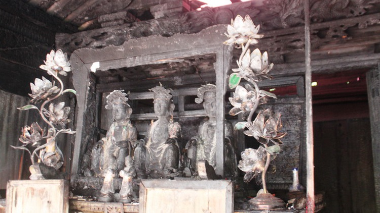 Fire badly damages millennium-old temple in central Vietnam
