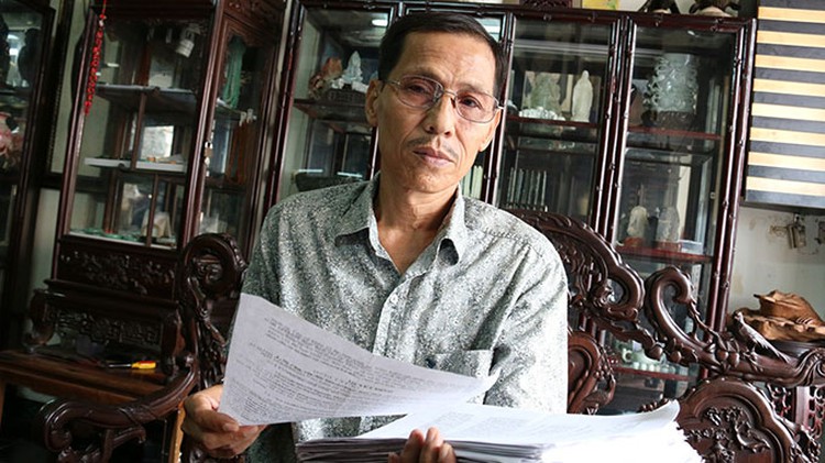 Collector’s antiques seized for 11 years in Vietnam
