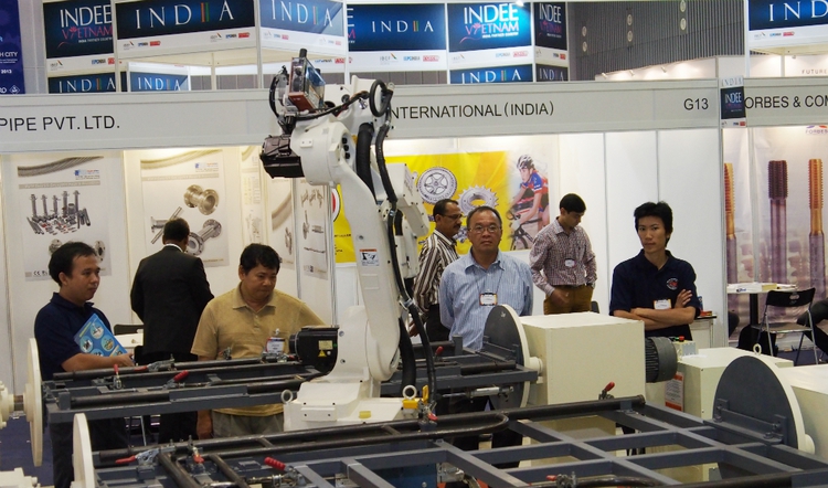 Ministry suggests unprecedented incentives for supporting industries in Vietnam