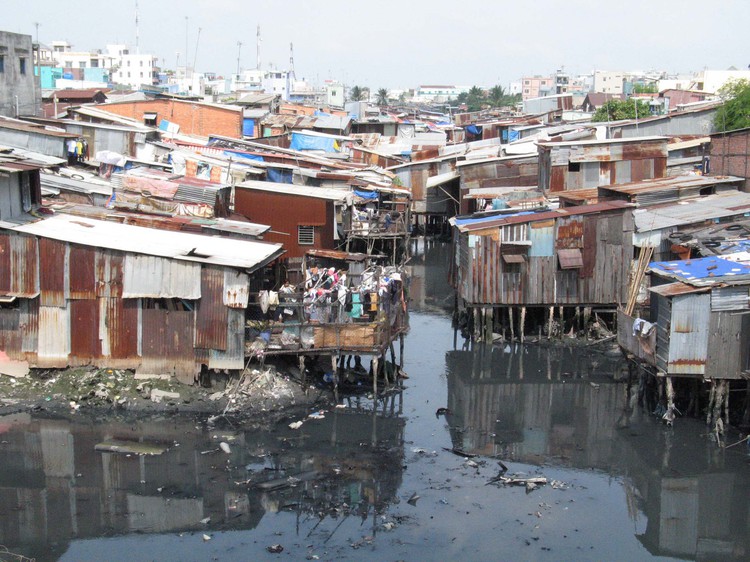 ‘Outdoor’ toilets an unsightly grievance, health threat in Vietnam hub